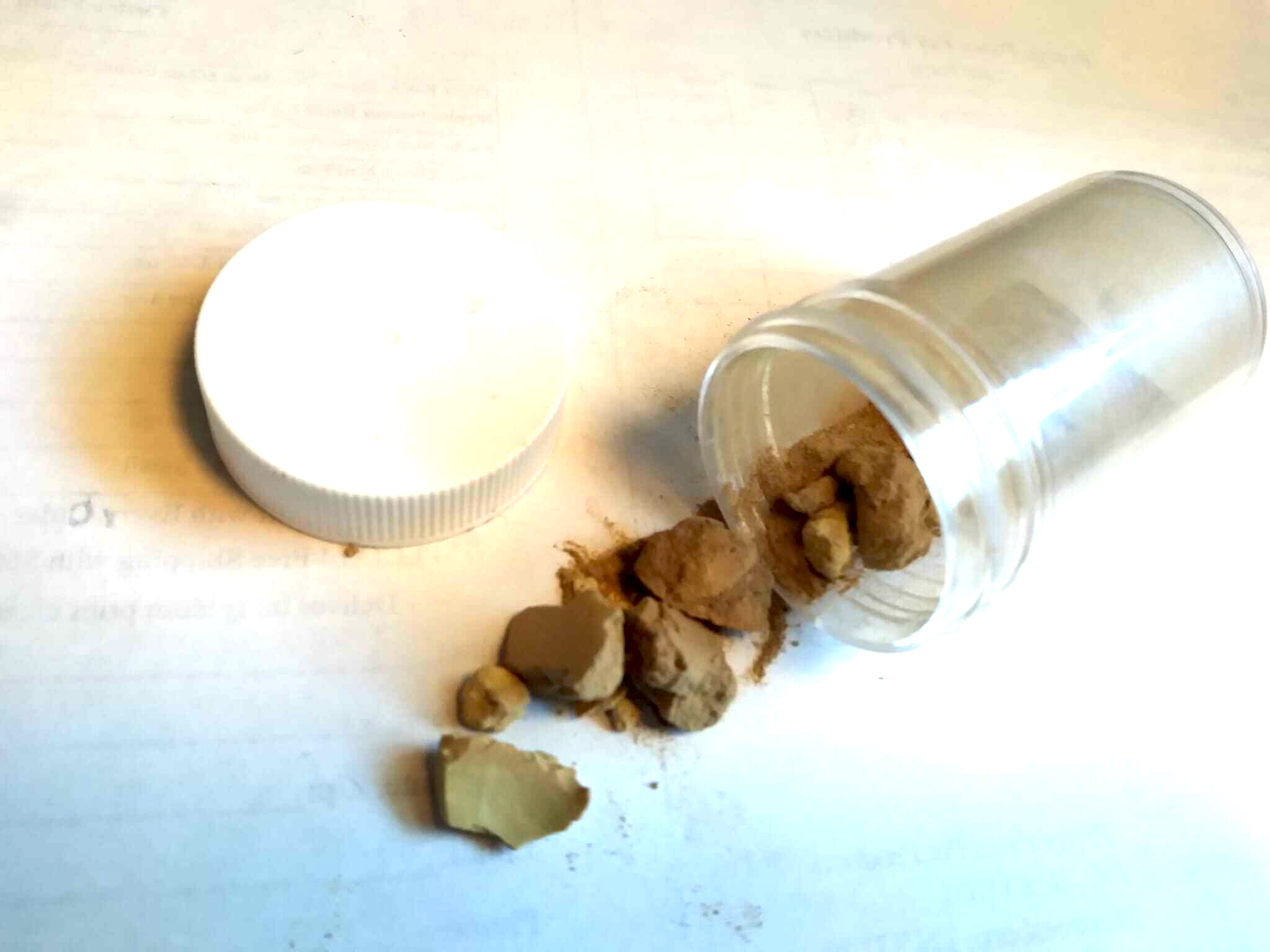 Styptic Powder That Clumps and Spills